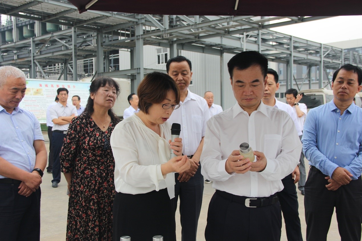 渭南市长李毅视察蒲城耀彩网科技新质料有限公司