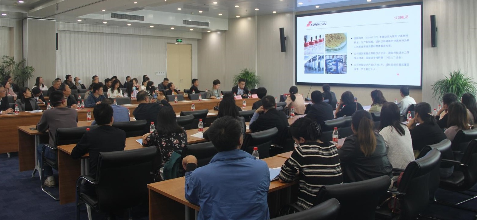 以互学拓思绪 以交流促生长