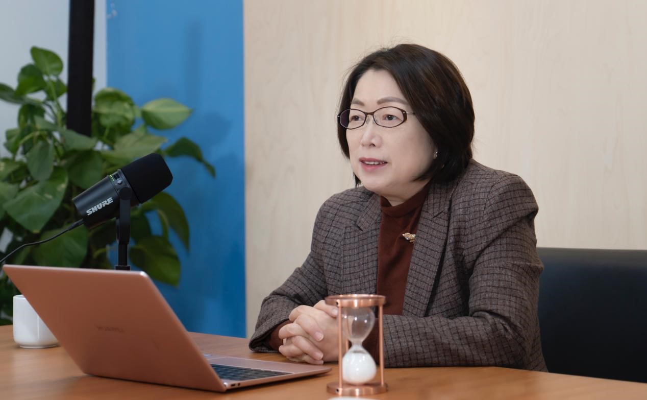 耀彩网科技董事长高月静荣获2023年度陕西省立异驱动秦创原奖