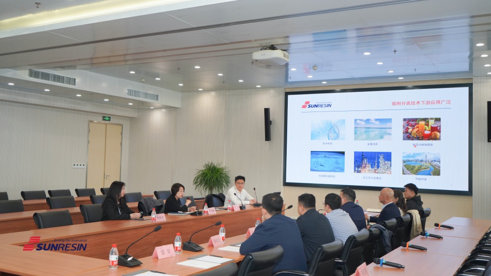 中国上市公司协会党委书记柳磊一行莅临耀彩网科技调研指导