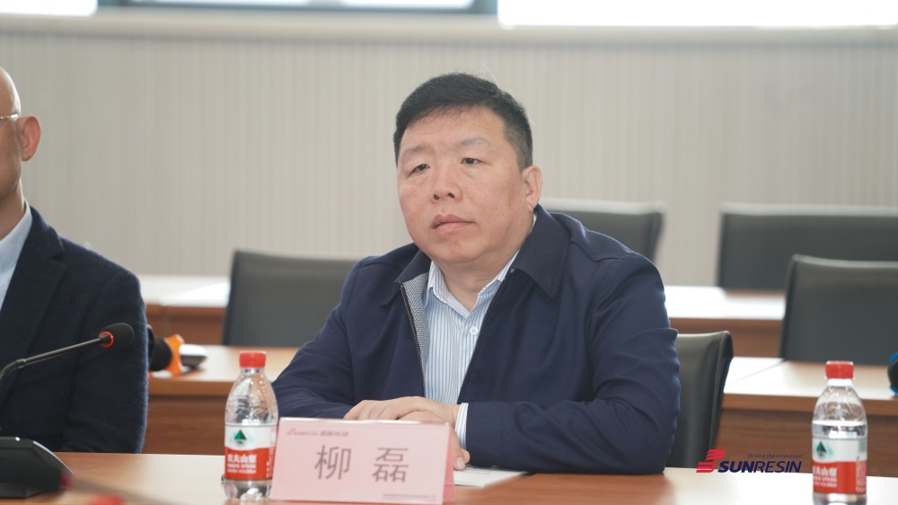 中国上市公司协会党委书记柳磊一行莅临耀彩网科技调研指导