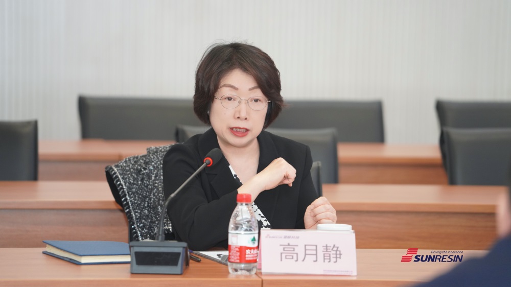 中国上市公司协会党委书记柳磊一行莅临耀彩网科技调研指导